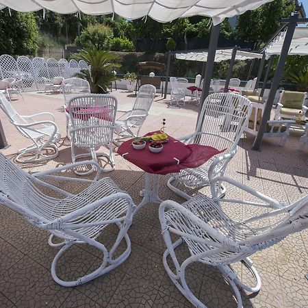B&B Decarlo Property Tropea Eksteriør billede